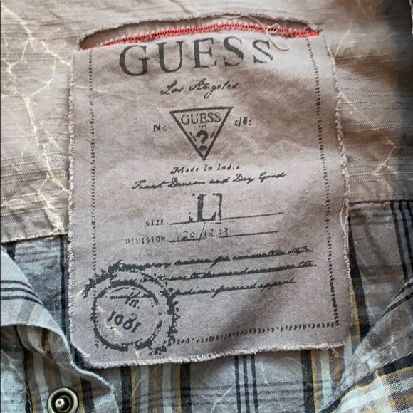 Guess Button-down Long Sleeves Shirt - Picture 2 of 5